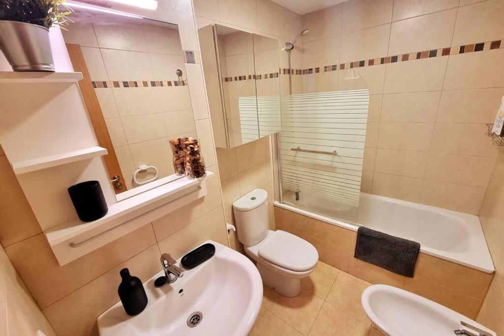 Apartamento En Gama Exterior foto